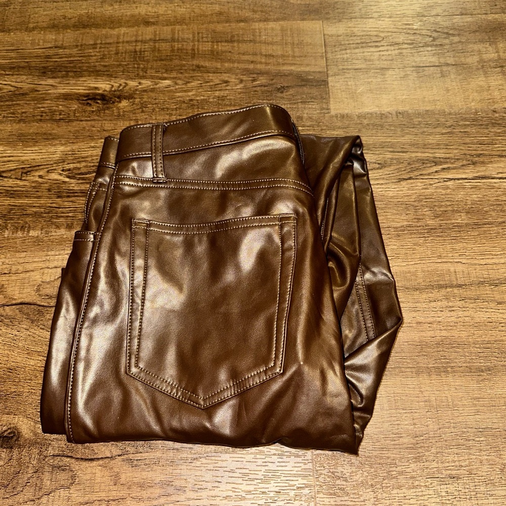 Women's Brown Leather pants - Picture 2 of 5